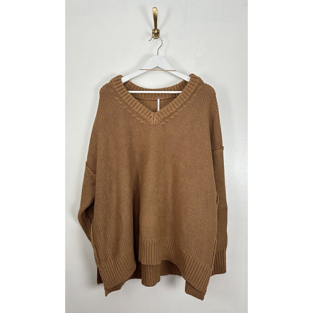 FREE PEOPLE Alli V-neck Sweater in Camel Size Medium - Picture 6 of 10